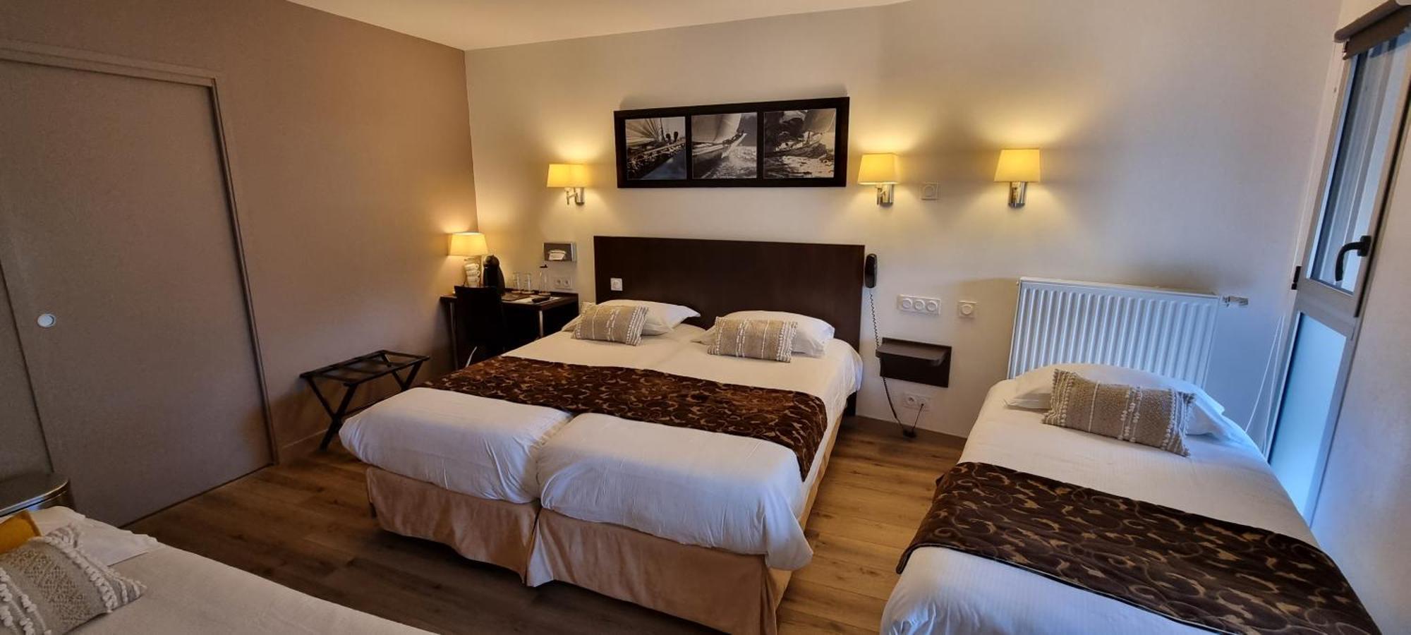 Hotel Le Bellevue Guer Kültér fotó